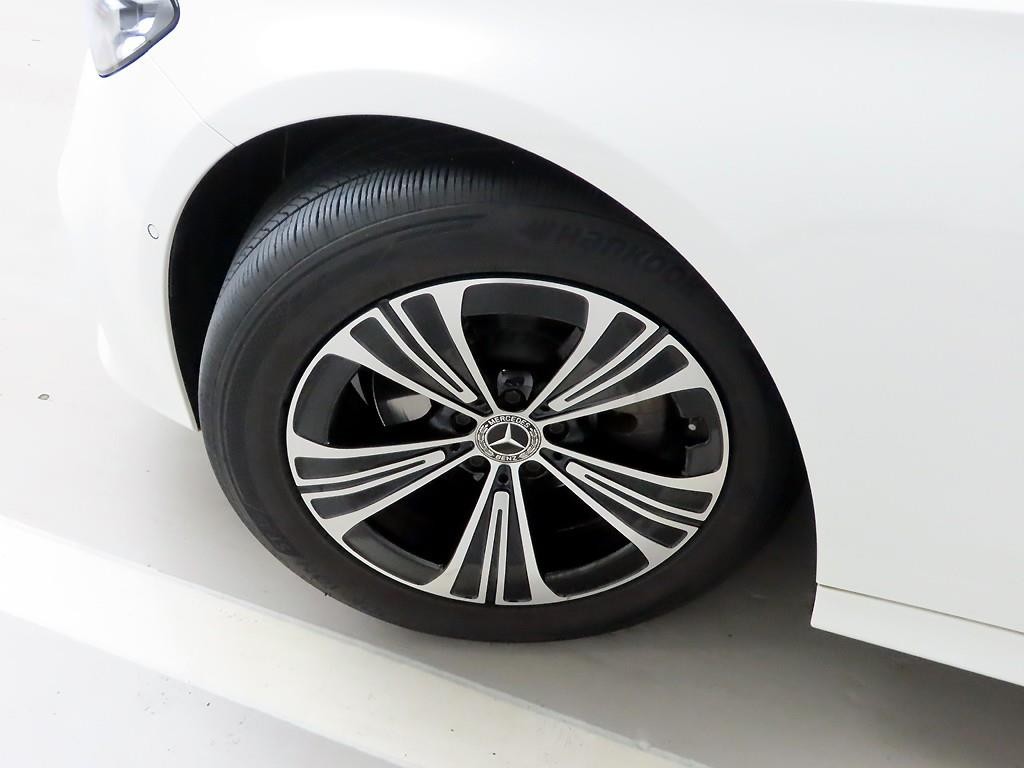 벤츠 E 클래스 E-클래스 W214 E200 아방가르드 이미지 19