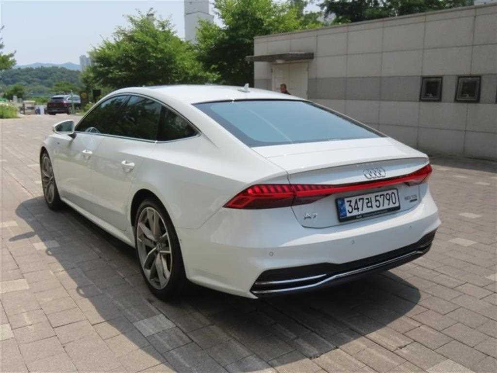 아우디 A7 A7 (4K) 50 TDI 콰트로 프리미엄 이미지 4