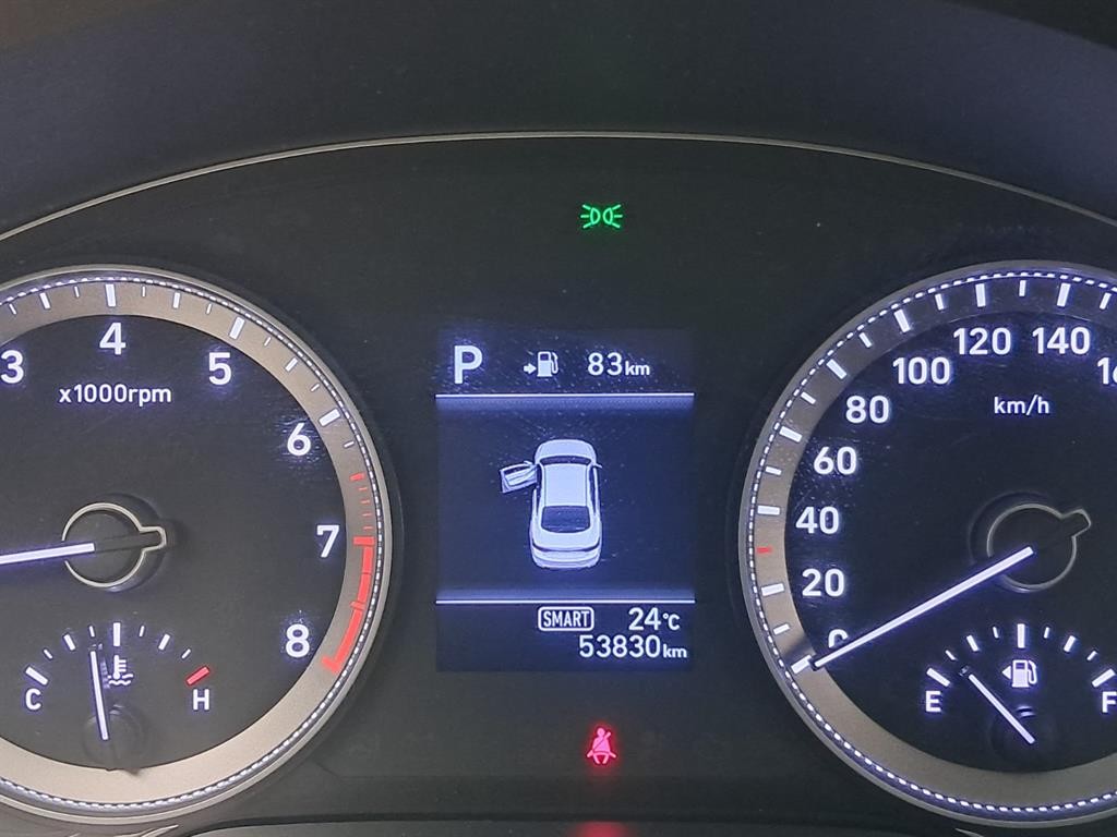 현대 그랜저 그랜저 IG 2.4 GDI 프리미엄 기본형 이미지 8