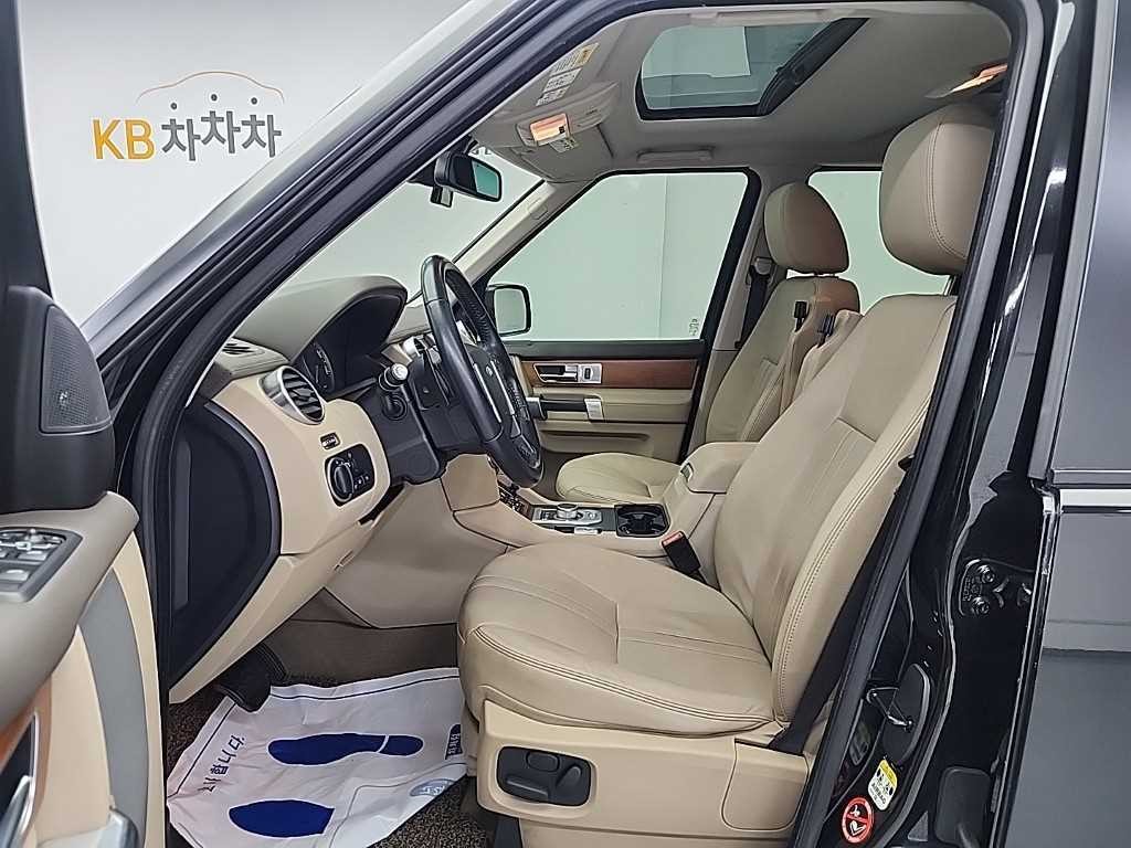 랜드로버 디스커버리 디스커버리4 3.0 SDV6 SE 이미지 11