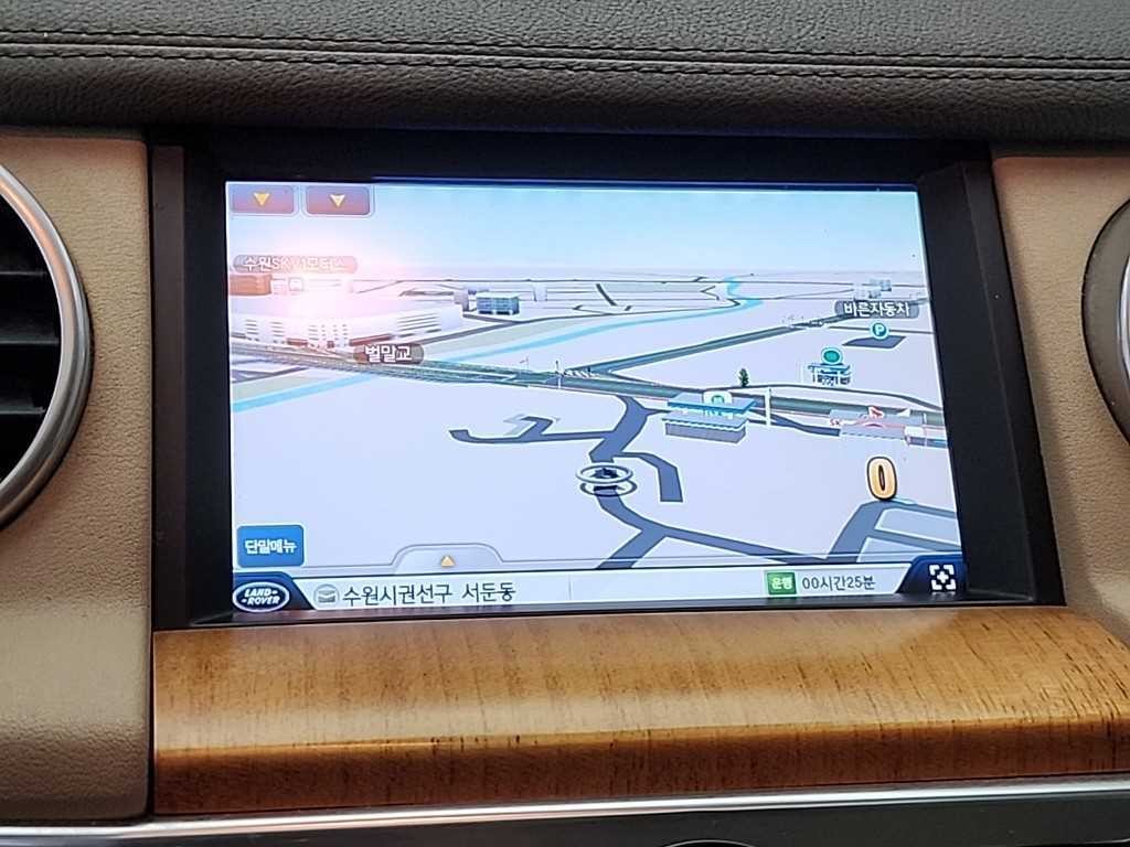 랜드로버 디스커버리 디스커버리4 3.0 SDV6 SE 이미지 15