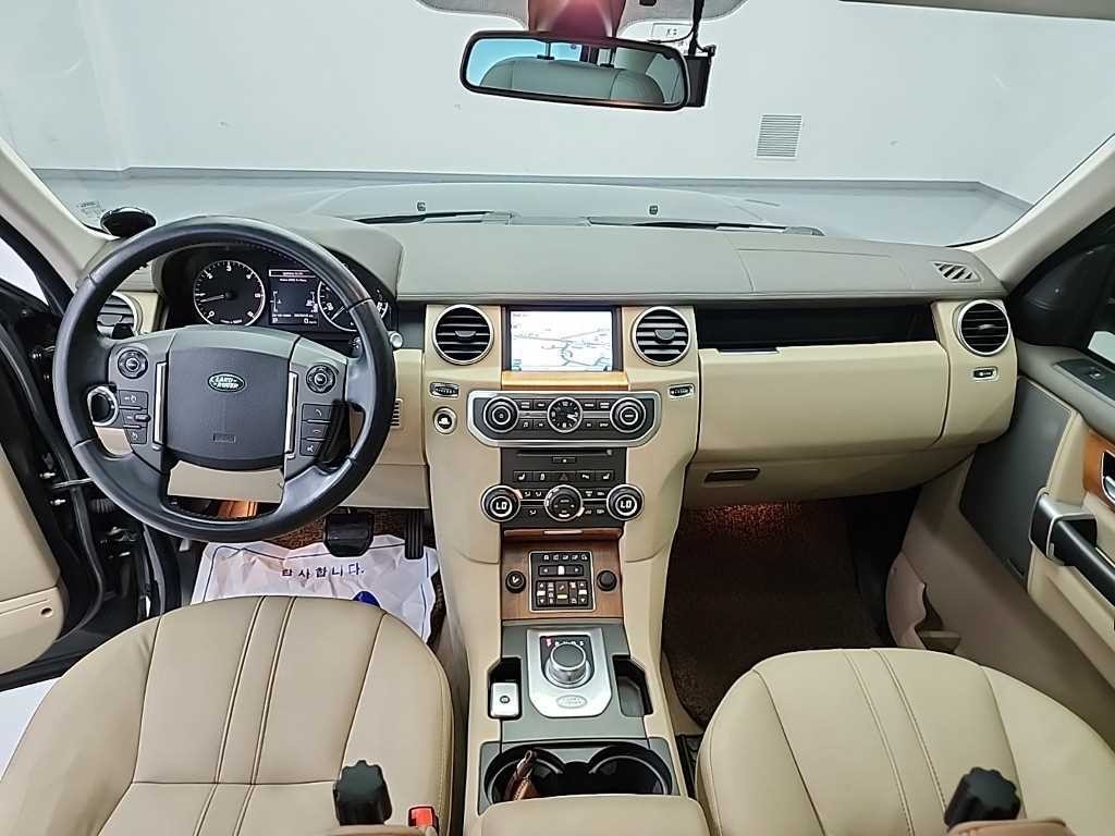 랜드로버 디스커버리 디스커버리4 3.0 SDV6 SE 이미지 7