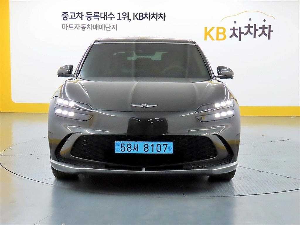 제네시스 GV60 스탠다드 2WD 이미지 1