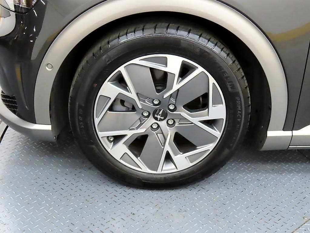 제네시스 GV60 스탠다드 2WD 이미지 20