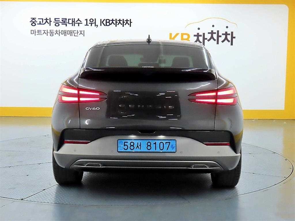 제네시스 GV60 스탠다드 2WD 이미지 3