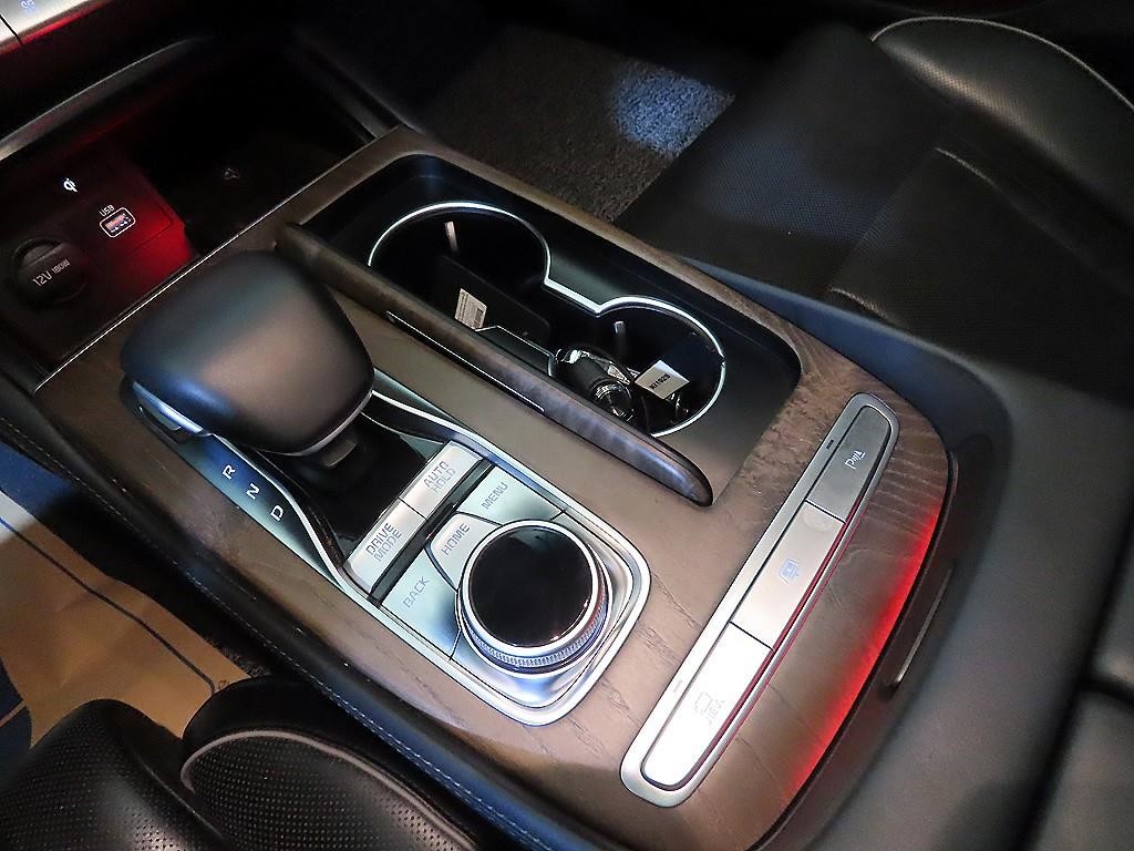 기아 K9 더 K9 3.8 GDI AWD 베스트 셀렉션Ⅱ 이미지 12