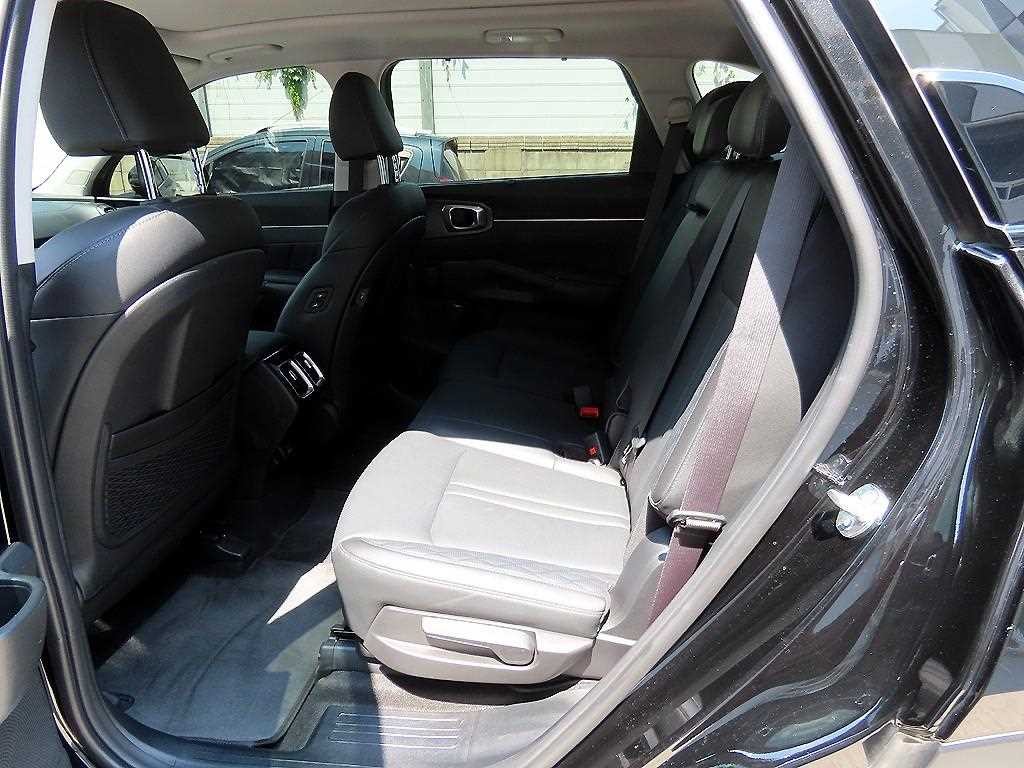 기아 쏘렌토 더 뉴 쏘렌토 4세대 가솔린 2.5T 4WD 시그니처 그래비티 이미지 6