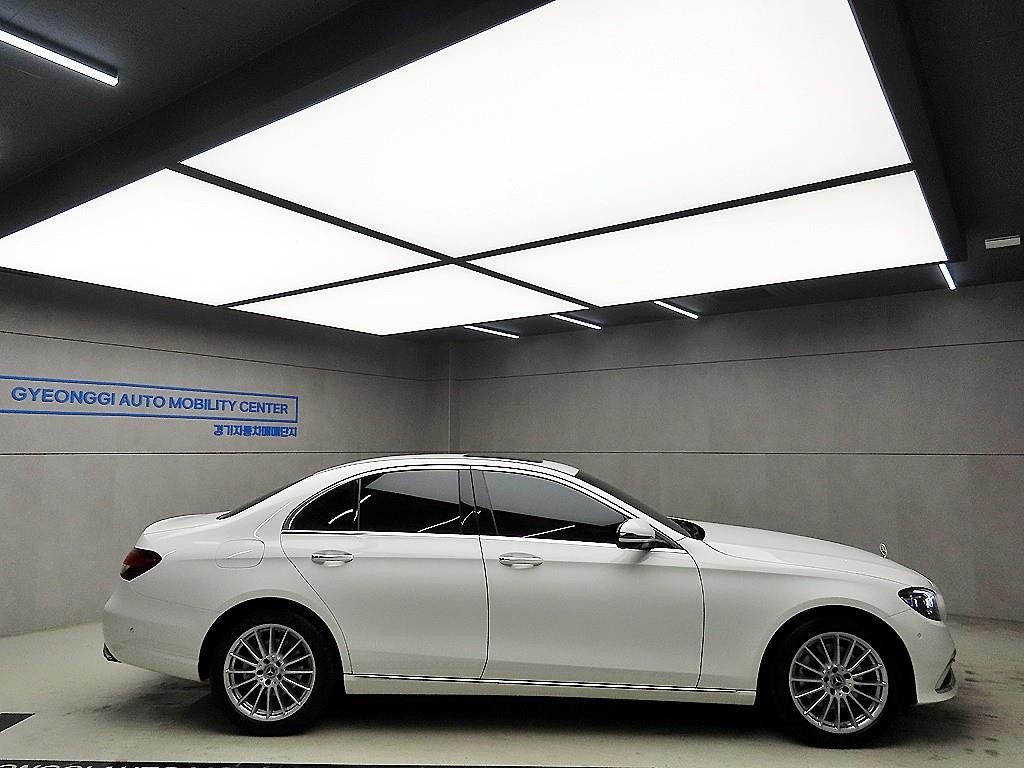 벤츠 E 클래스 E-클래스 W213 E250 아방가르드 이미지 2
