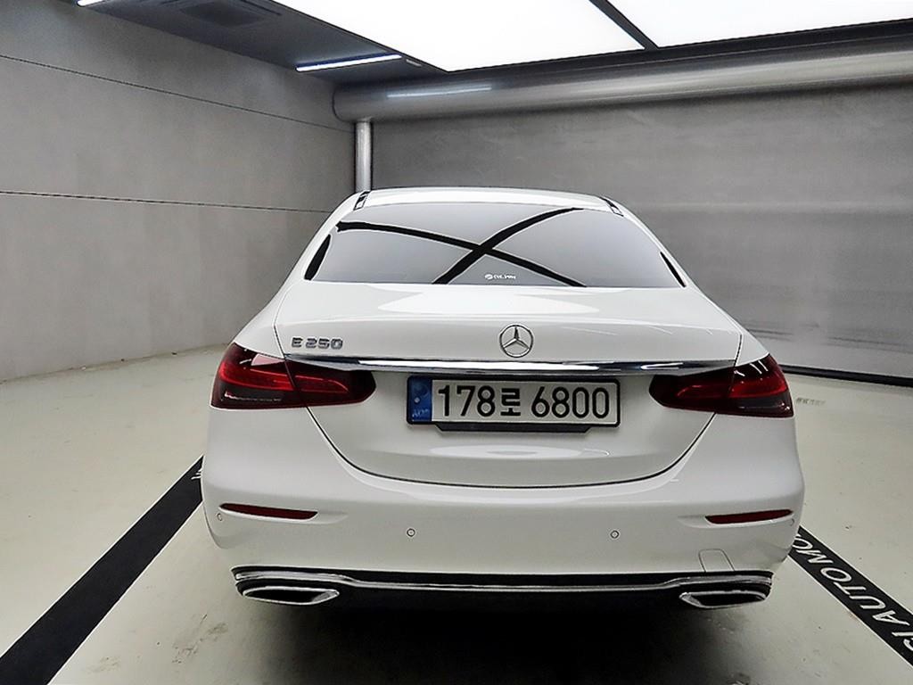 벤츠 E 클래스 E-클래스 W213 E250 아방가르드 이미지 3