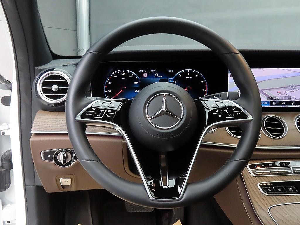 벤츠 E 클래스 E-클래스 W213 E250 아방가르드 이미지 9