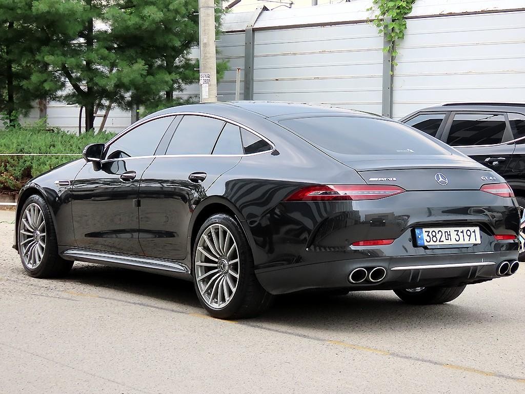 벤츠 AMG GT 4도어 43 4MATIC+ 기본형 이미지 3