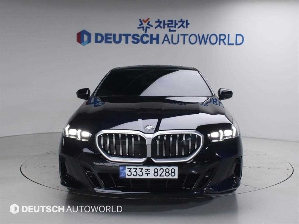 BMW 5시리즈 5시리즈 (G60) 520i M 스포츠 이미지 3