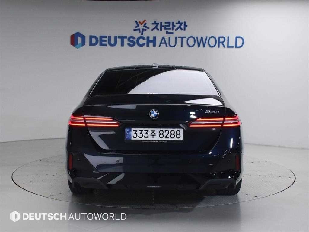 BMW 5시리즈 5시리즈 (G60) 520i M 스포츠 이미지 4