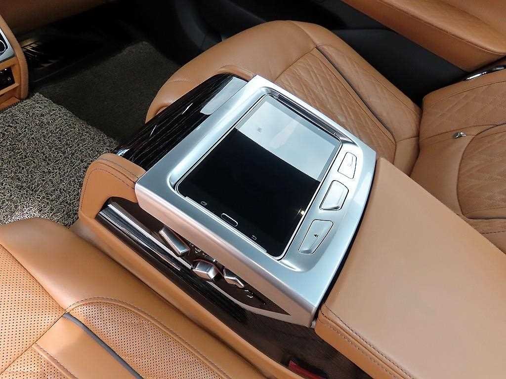 BMW 7시리즈 7시리즈 (G11) 745e i퍼포먼스 M스포츠 이미지 14