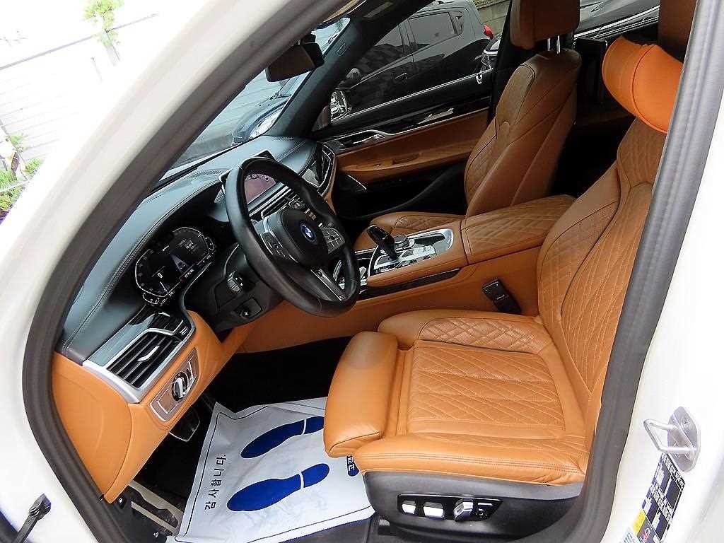 BMW 7시리즈 7시리즈 (G11) 745e i퍼포먼스 M스포츠 이미지 5
