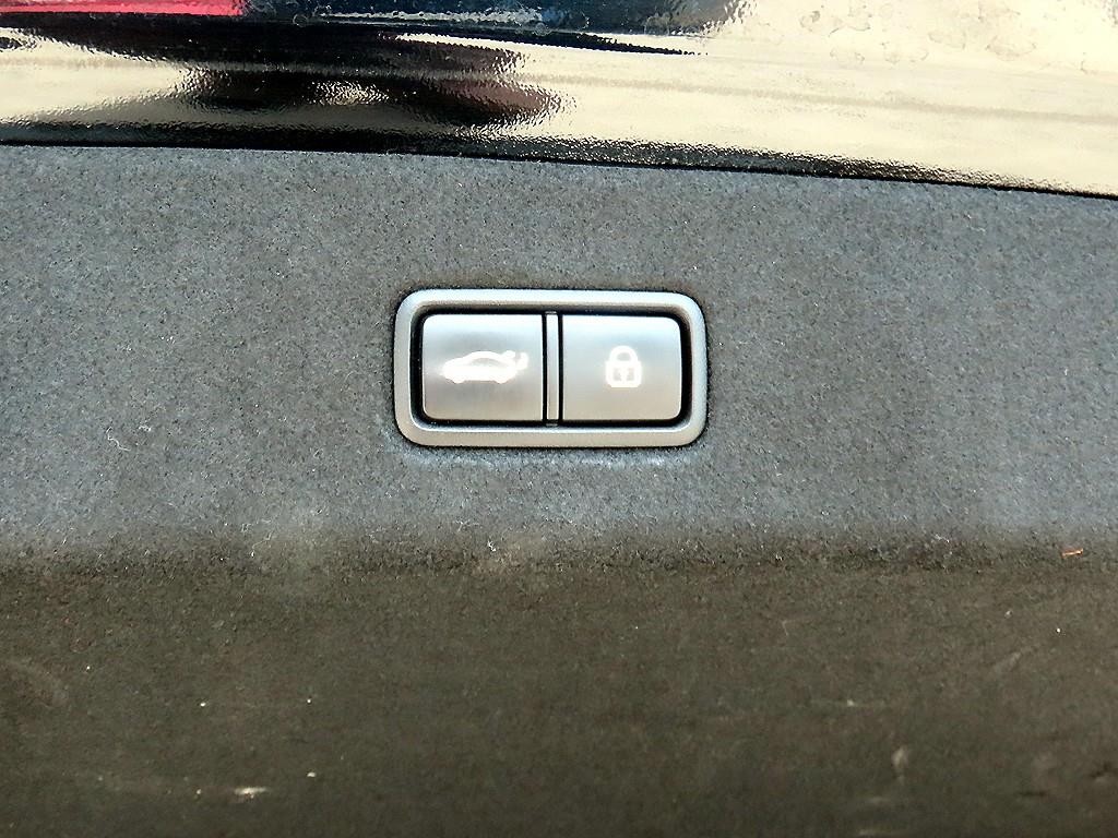 기아 K9 더 K9 3.8 GDI AWD 플래티넘Ⅱ 이미지 16