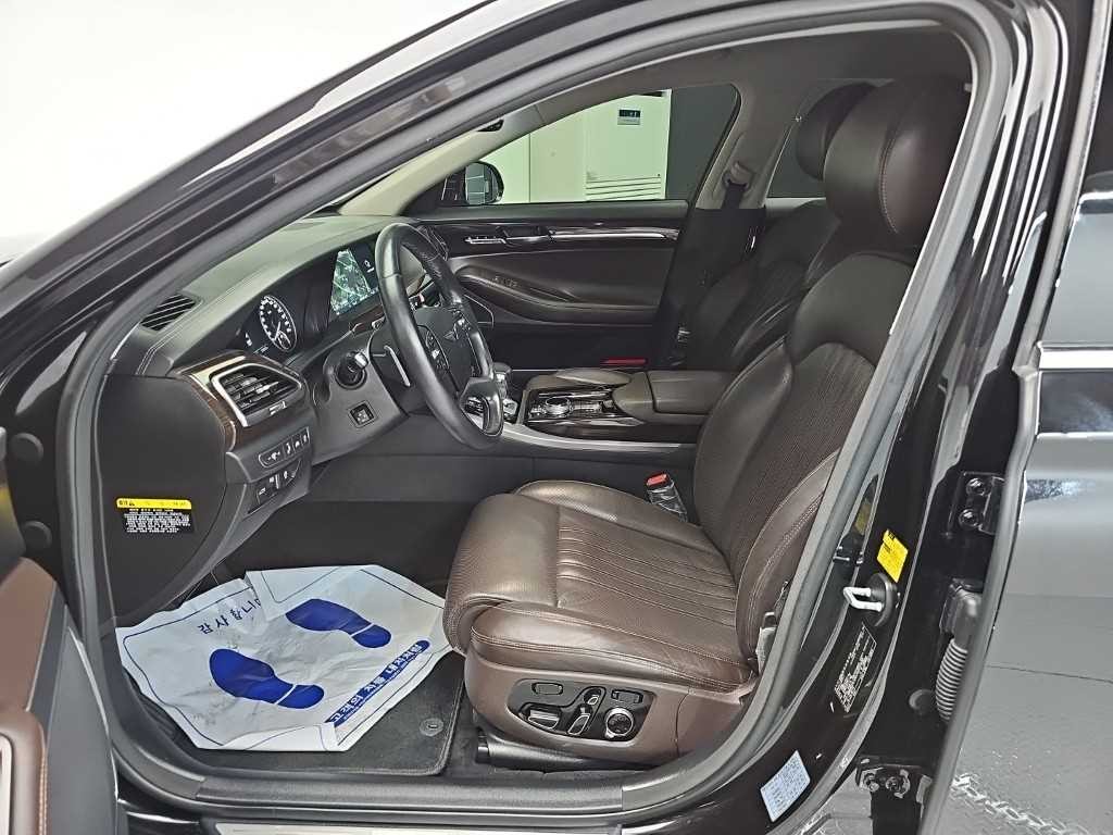 제네시스 EQ900 3.8 GDI AWD 프리미엄 럭셔리 이미지 11