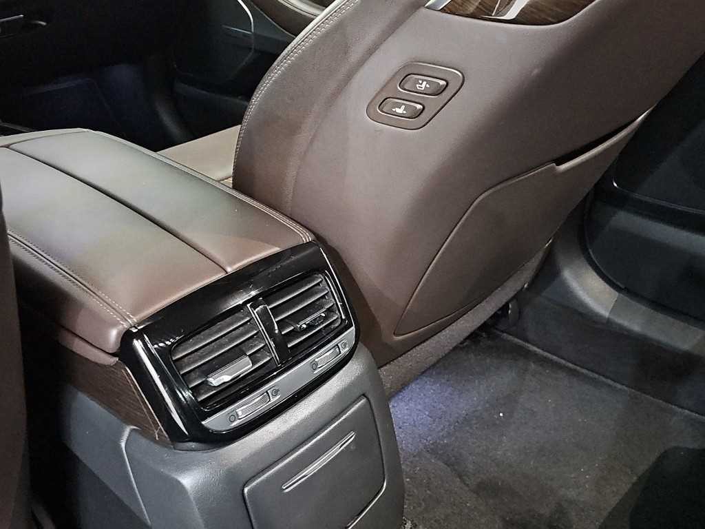 제네시스 EQ900 3.8 GDI AWD 프리미엄 럭셔리 이미지 13
