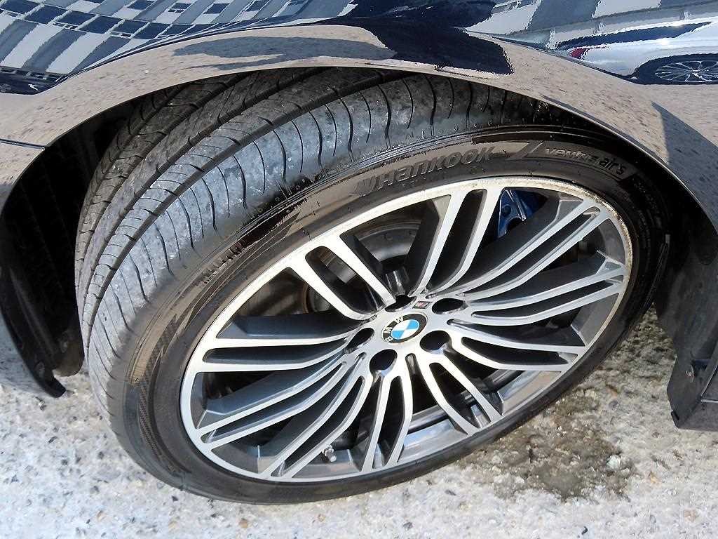 BMW 5시리즈 5시리즈 (G30) 530i xDrive M 스포츠 플러스 이미지 20
