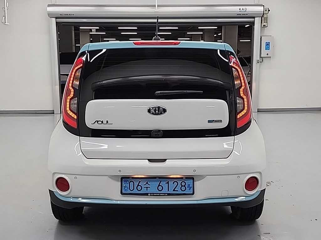 기아 쏘울 쏘울 EV EV 이미지 3