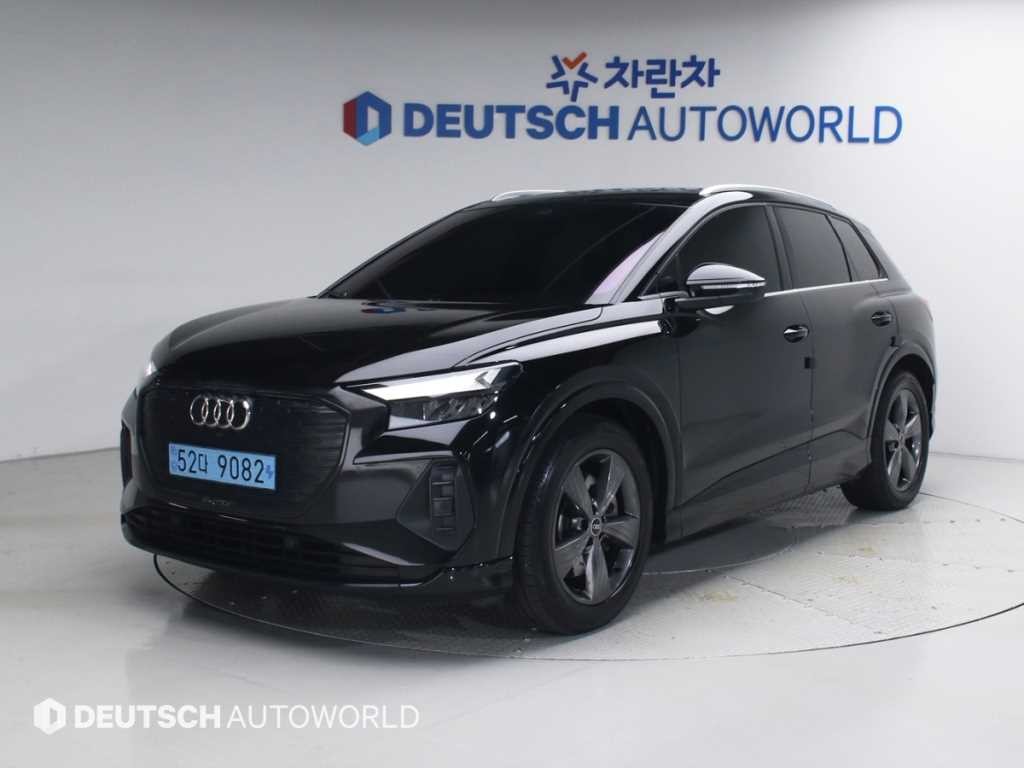 아우디 Q4 Q4 e-트론 40 이미지 1