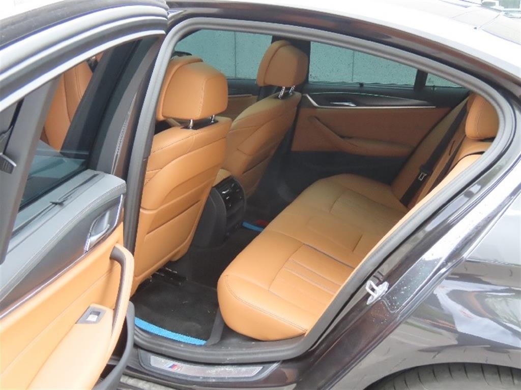 BMW 5시리즈 5시리즈 (G30) 520i M 스포츠 이미지 14