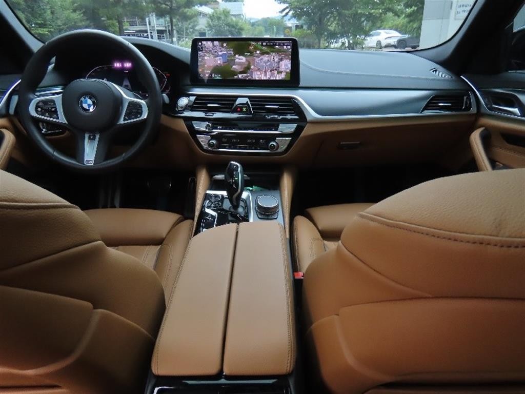 BMW 5시리즈 5시리즈 (G30) 520i M 스포츠 이미지 15