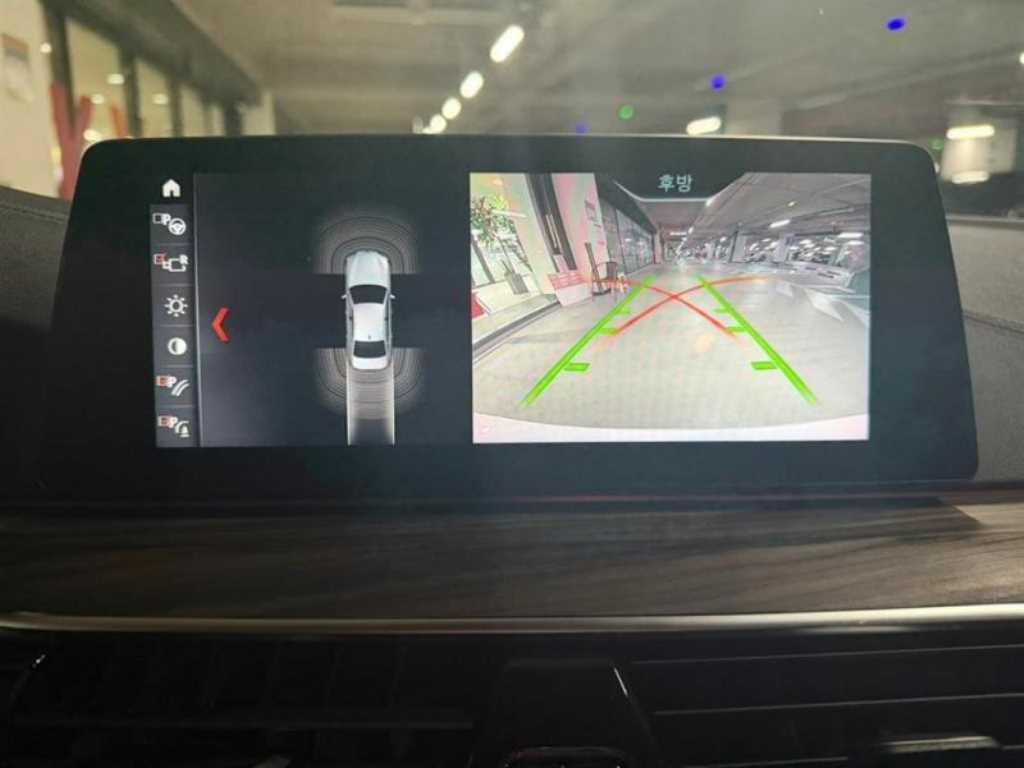 BMW 5시리즈 5시리즈 (G30) 530i xDrive 럭셔리 플러스 이미지 11