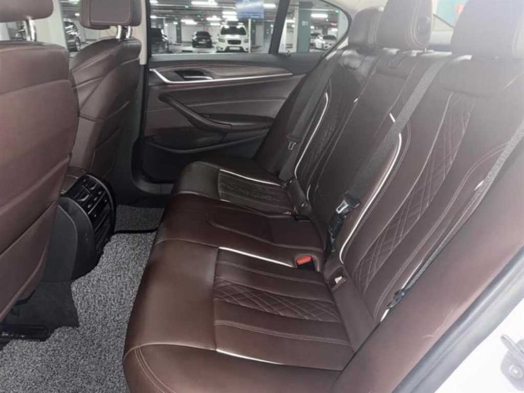 BMW 5시리즈 5시리즈 (G30) 530i xDrive 럭셔리 플러스 이미지 6