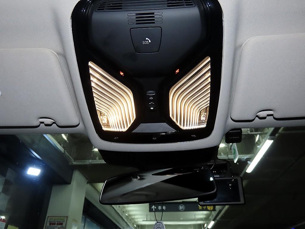 BMW 5시리즈 5시리즈 (G30) 520i 럭셔리 이미지 14