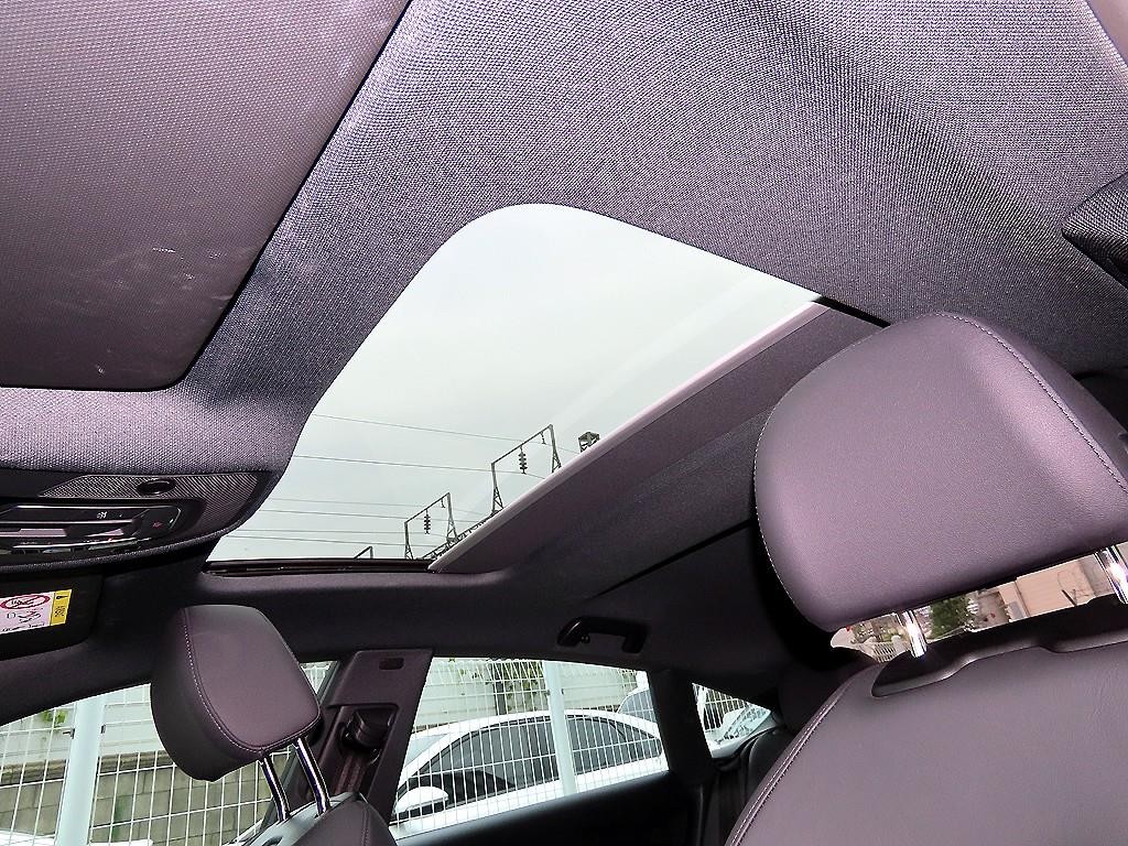 아우디 A5 A5 (F5) 45 TFSI 콰트로 프리미엄 스포트백 이미지 16