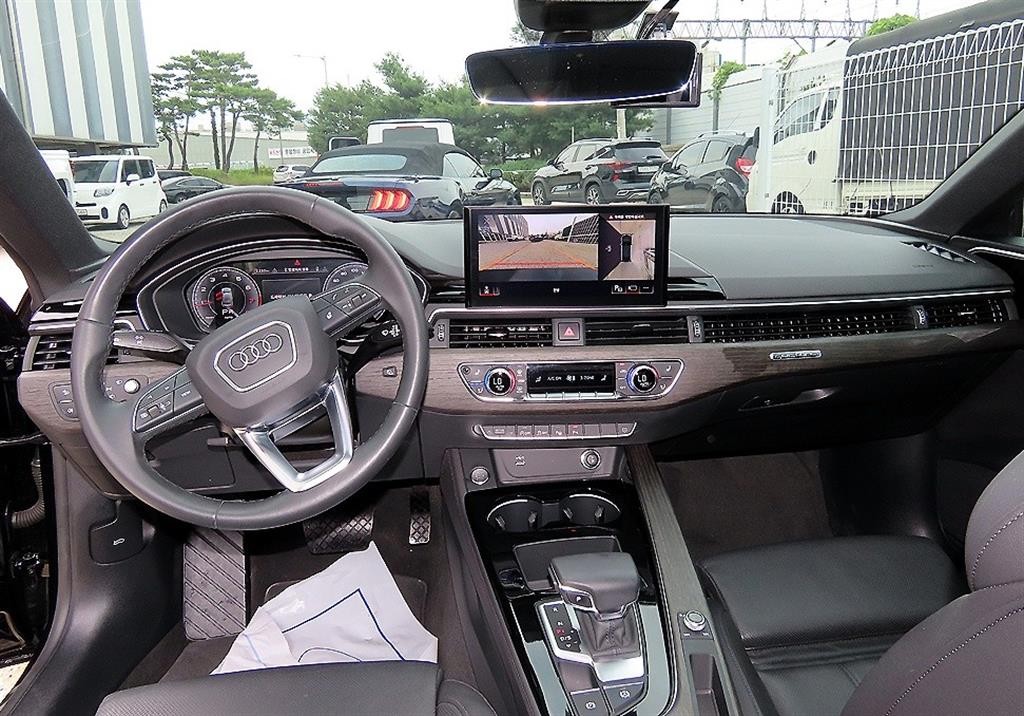 아우디 A5 A5 (F5) 45 TFSI 콰트로 프리미엄 스포트백 이미지 7