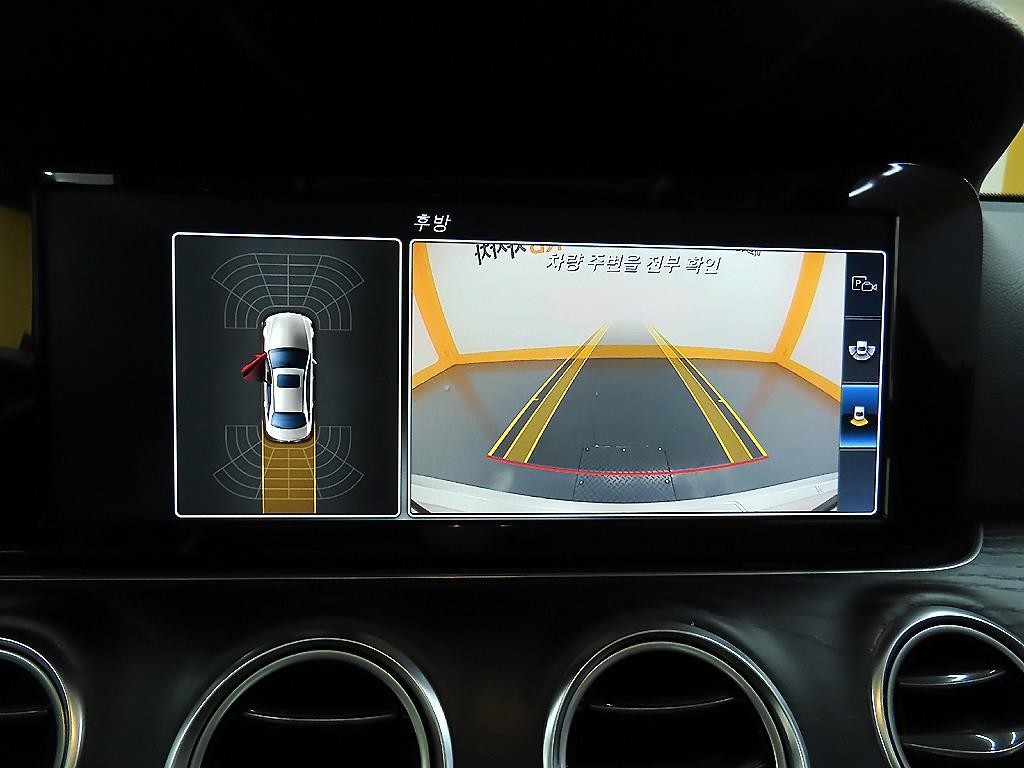 벤츠 E 클래스 E-클래스 W213 E220d 아방가르드 이미지 16