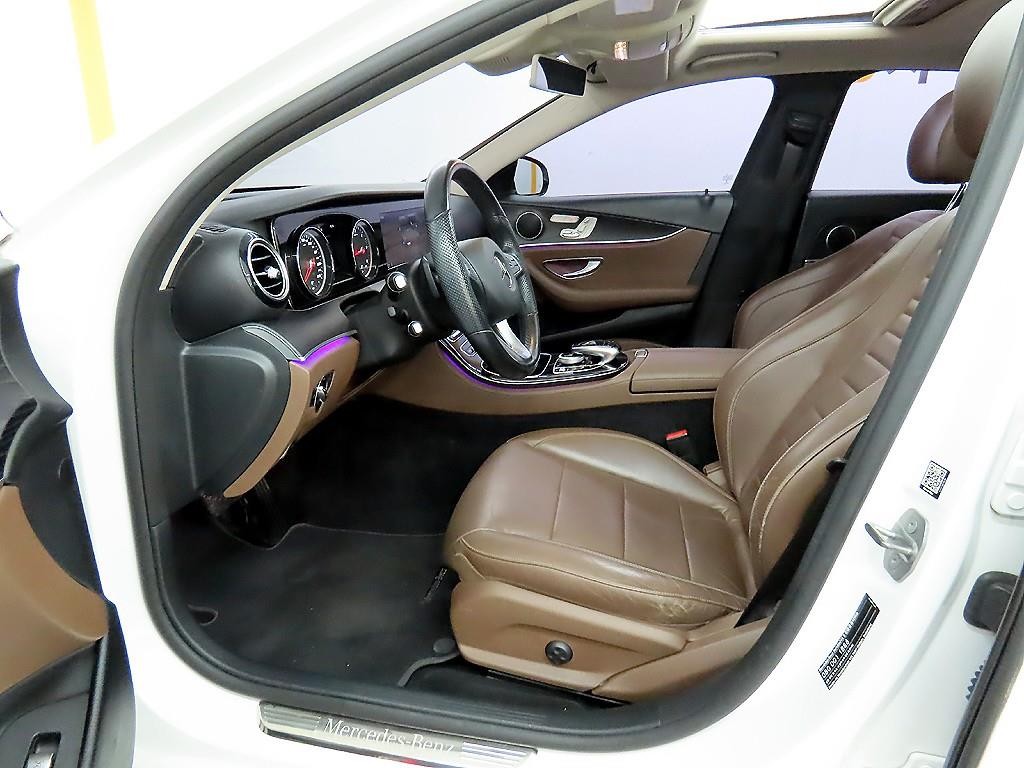 벤츠 E 클래스 E-클래스 W213 E220d 아방가르드 이미지 5