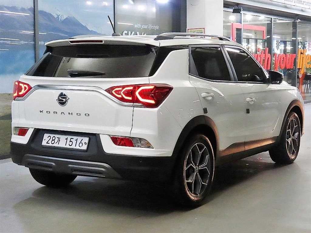 KG모빌리티(쌍용) 코란도 뷰티풀코란도 2WD 디젤 1.6 딜라이트 이미지 4
