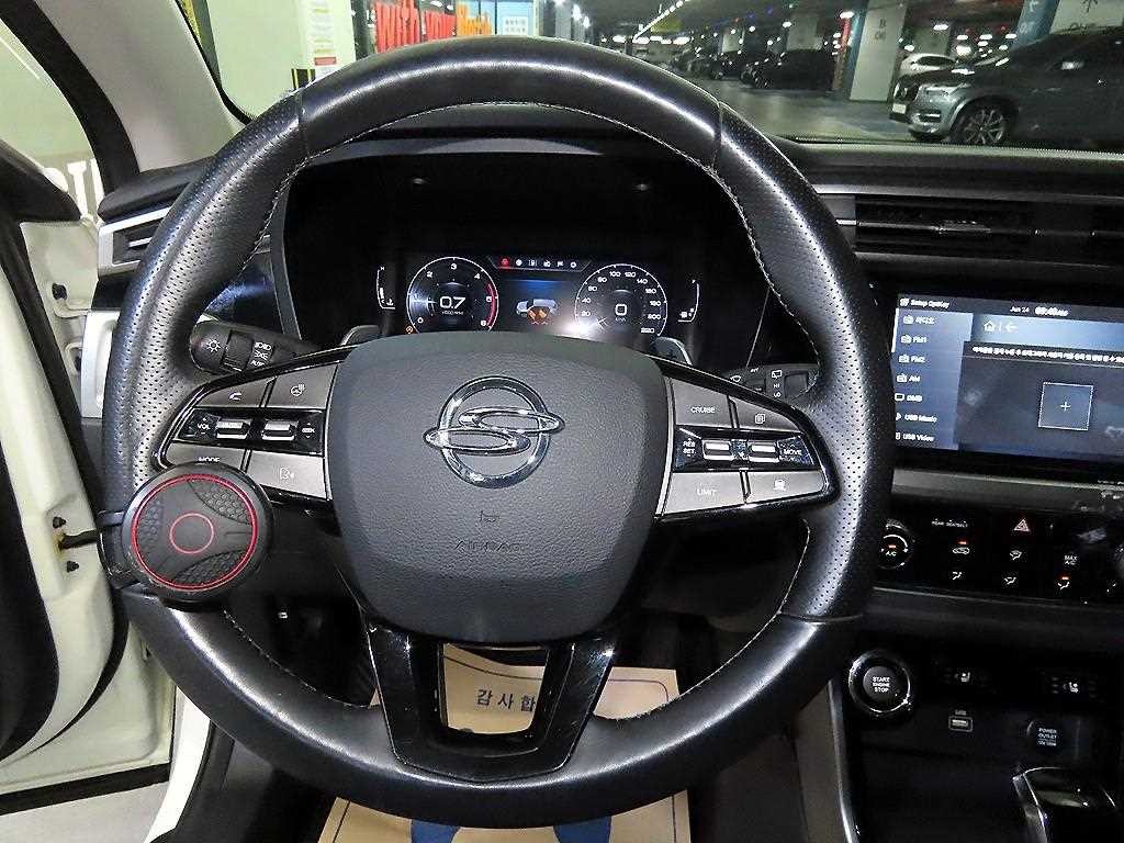 KG모빌리티(쌍용) 코란도 뷰티풀코란도 2WD 디젤 1.6 딜라이트 이미지 8