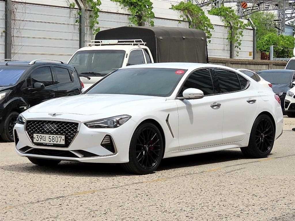 제네시스 G70 2.0T AWD 스포츠 패키지 이미지 2