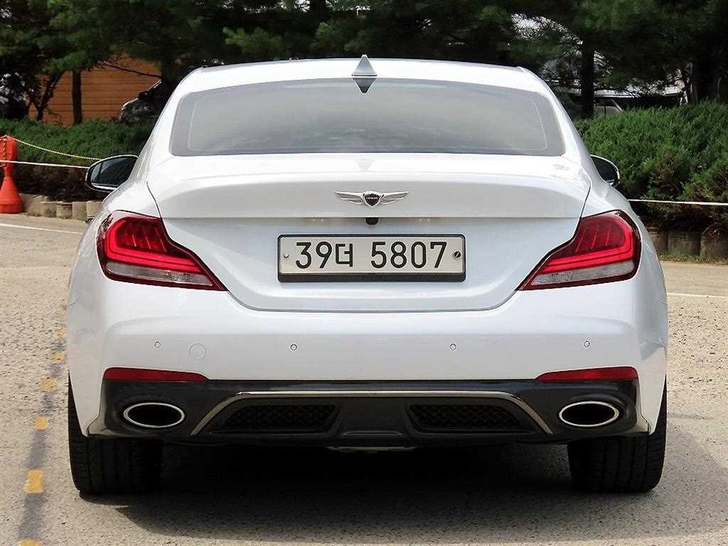 제네시스 G70 2.0T AWD 스포츠 패키지 이미지 4