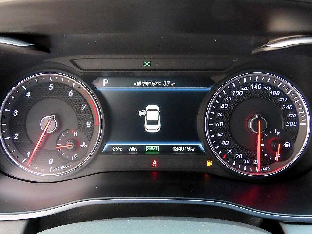 제네시스 G70 2.0T AWD 스포츠 패키지 이미지 9