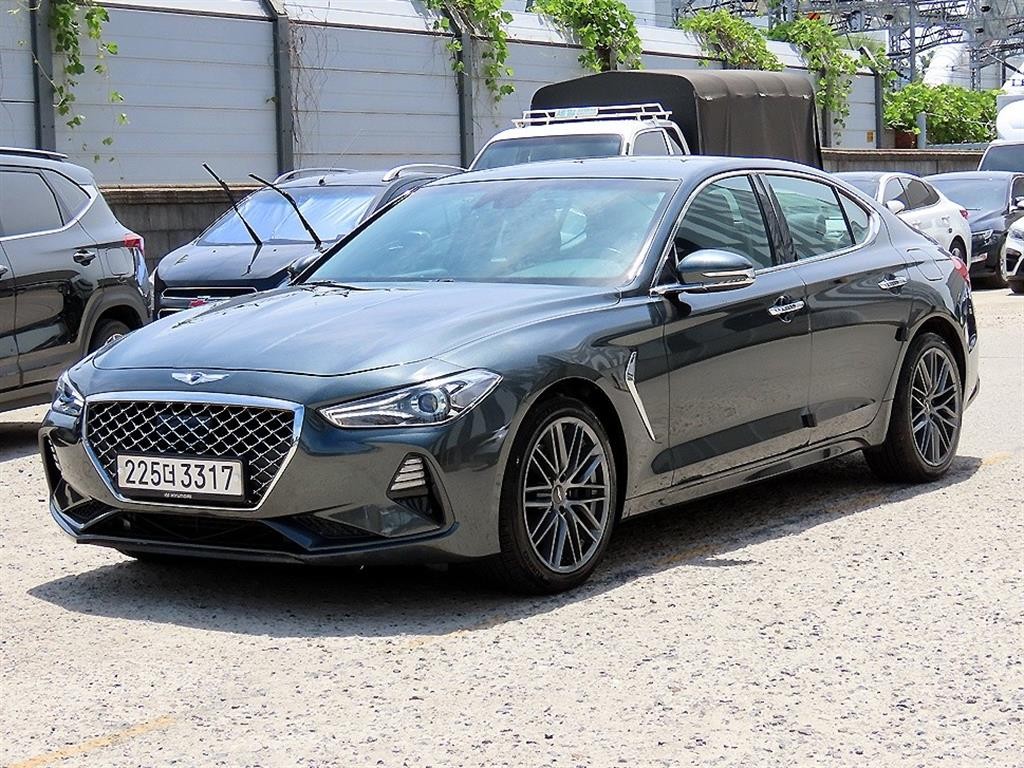 제네시스 G70 2.0T 어드밴스드 이미지 2