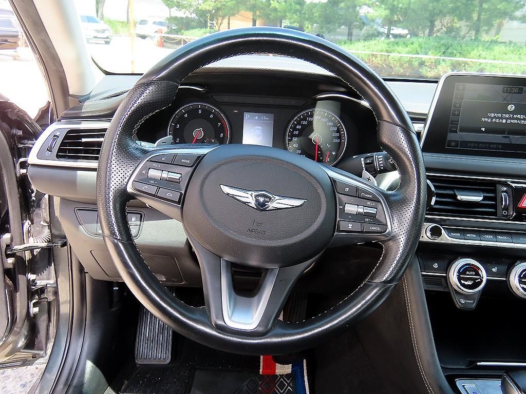 제네시스 G70 2.0T 어드밴스드 이미지 8