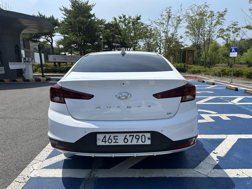 현대 아반떼 더 뉴 아반떼 AD 1.6 스타일 이미지 6