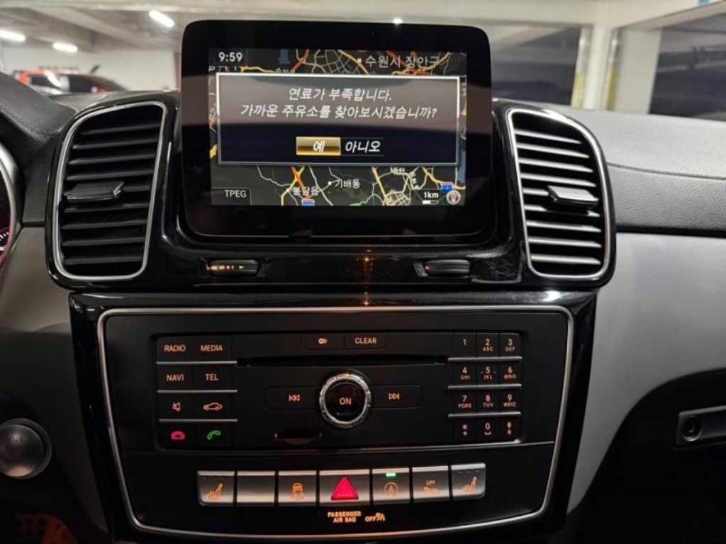 벤츠 GLE 클래스 GLE 클래스 W166 GLE 350 d 4MATIC 쿠페 이미지 10