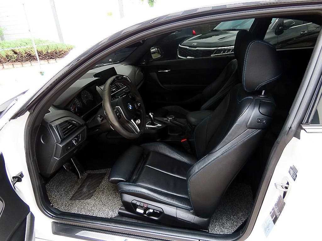 BMW 2시리즈 M2 (F87) 쿠페 이미지 5