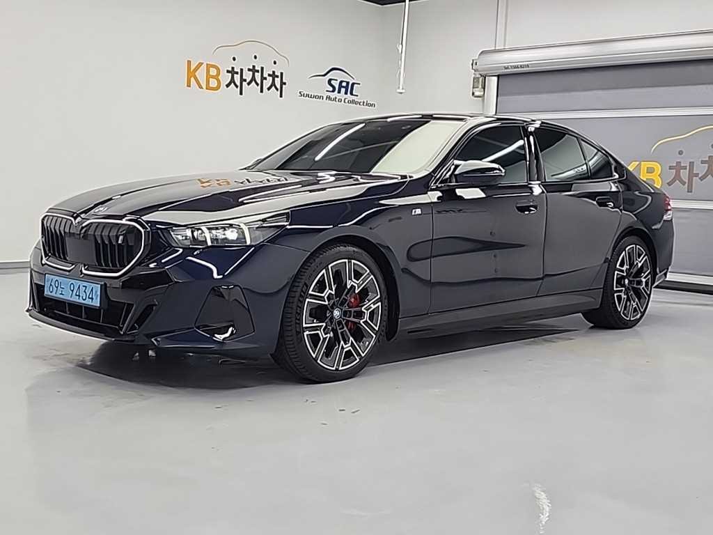 BMW i5 eDrive 40 M 스포츠 프로 이미지 1
