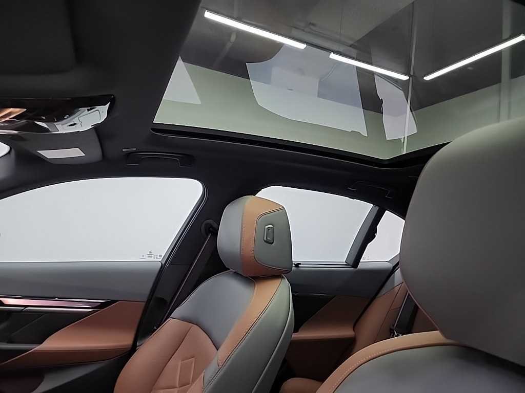BMW i5 eDrive 40 M 스포츠 프로 이미지 14