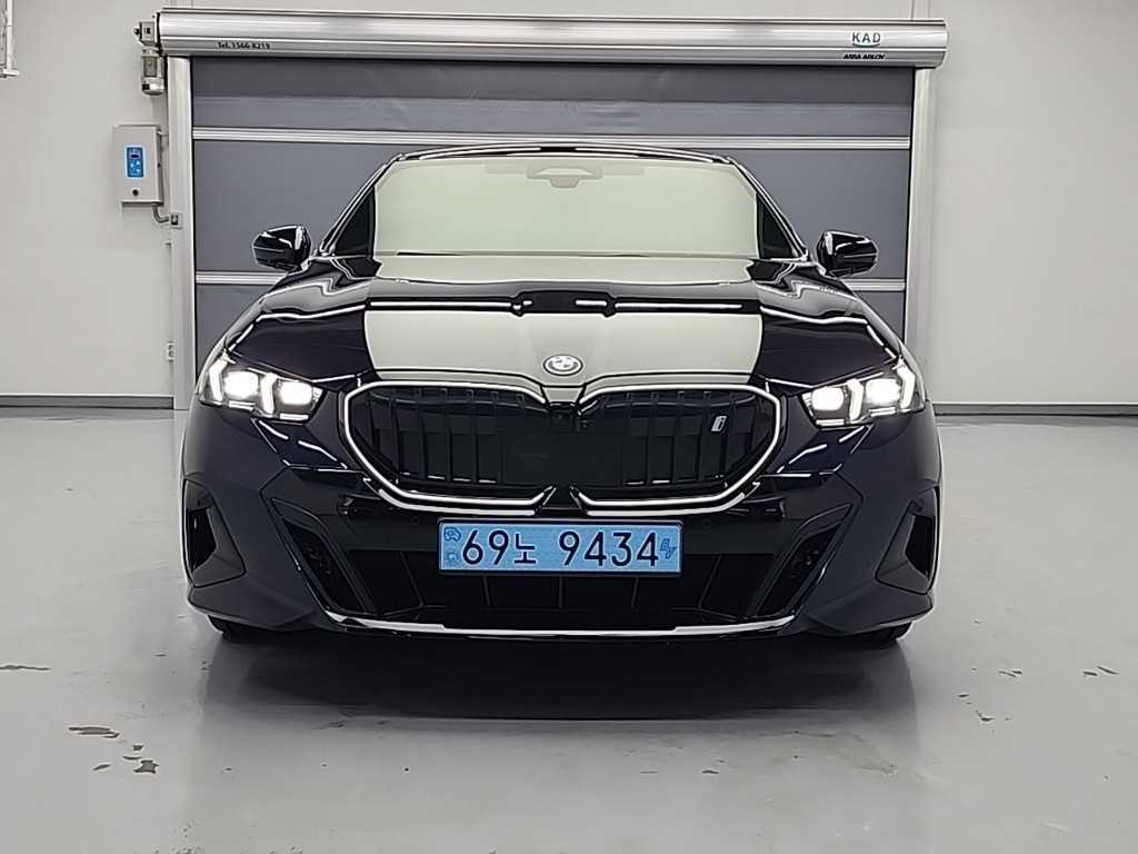 BMW i5 eDrive 40 M 스포츠 프로 이미지 2