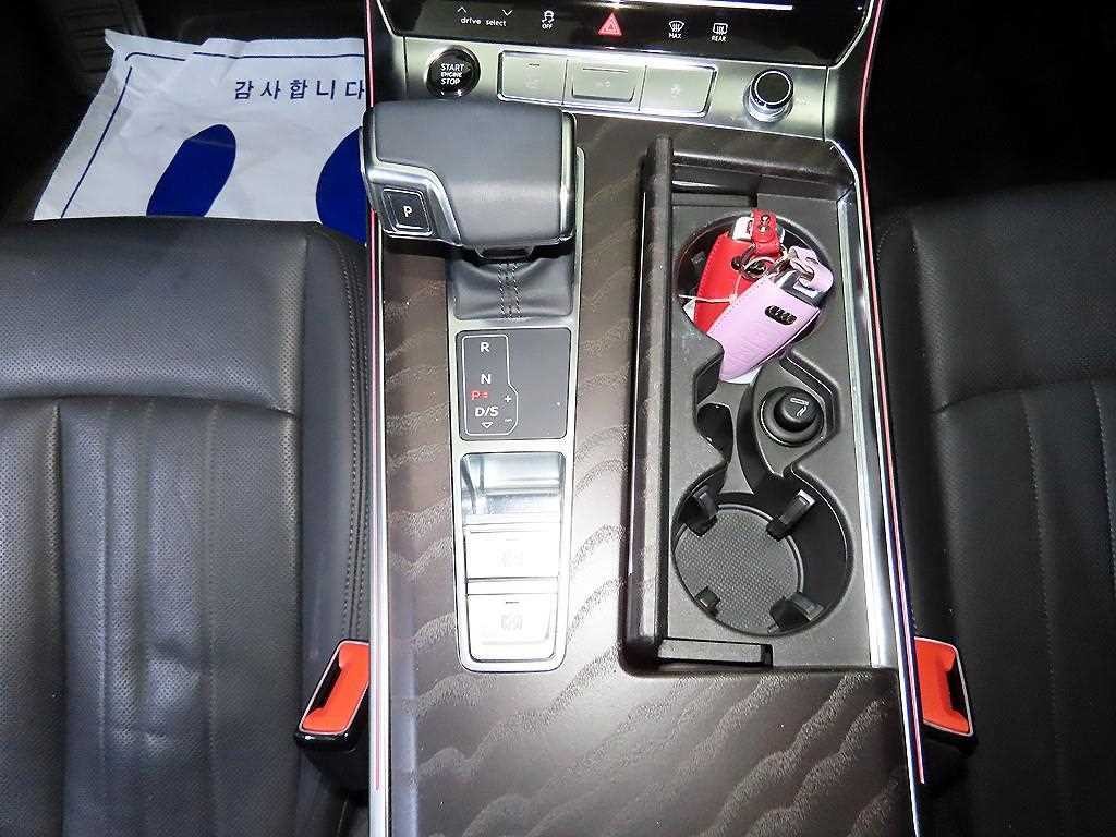 아우디 A6 A6 (C8) 40 TDI 프리미엄 이미지 12