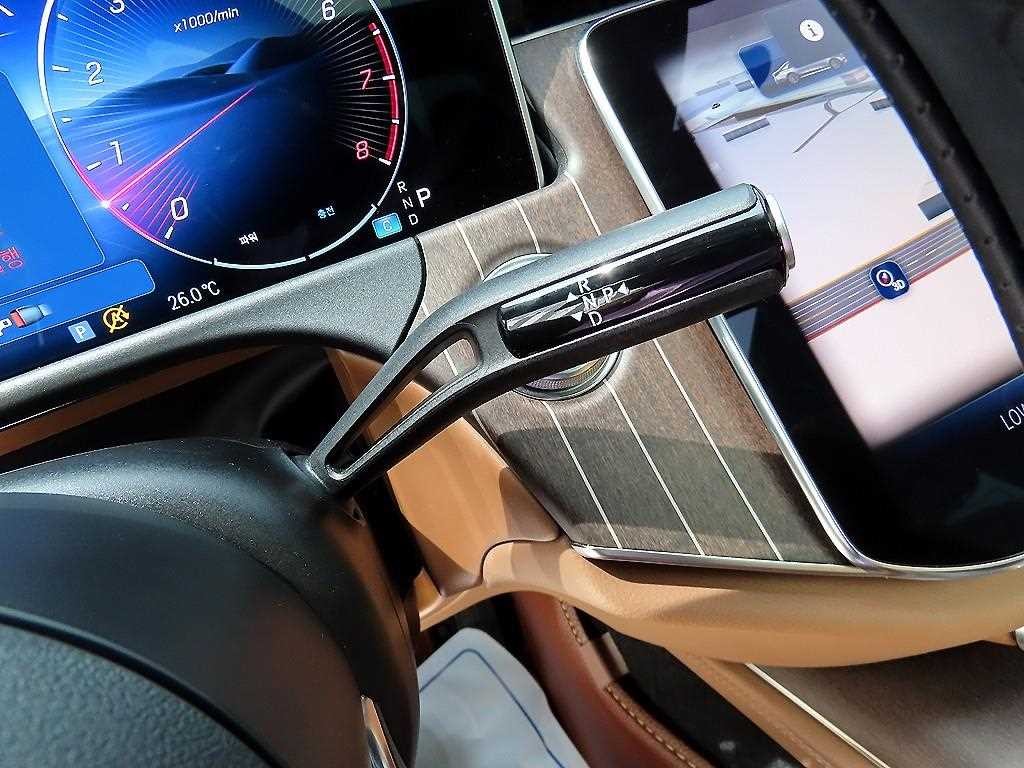 벤츠 E 클래스 E-클래스 W214 E300 4MATIC 익스클루시브 이미지 11