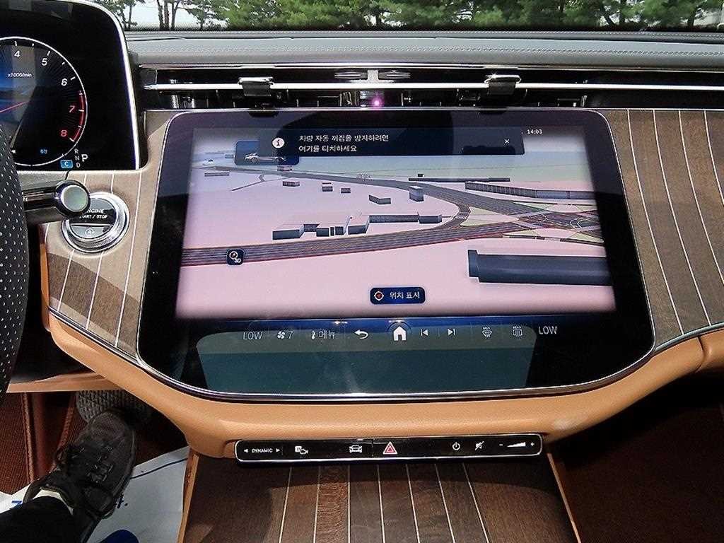 벤츠 E 클래스 E-클래스 W214 E300 4MATIC 익스클루시브 이미지 13
